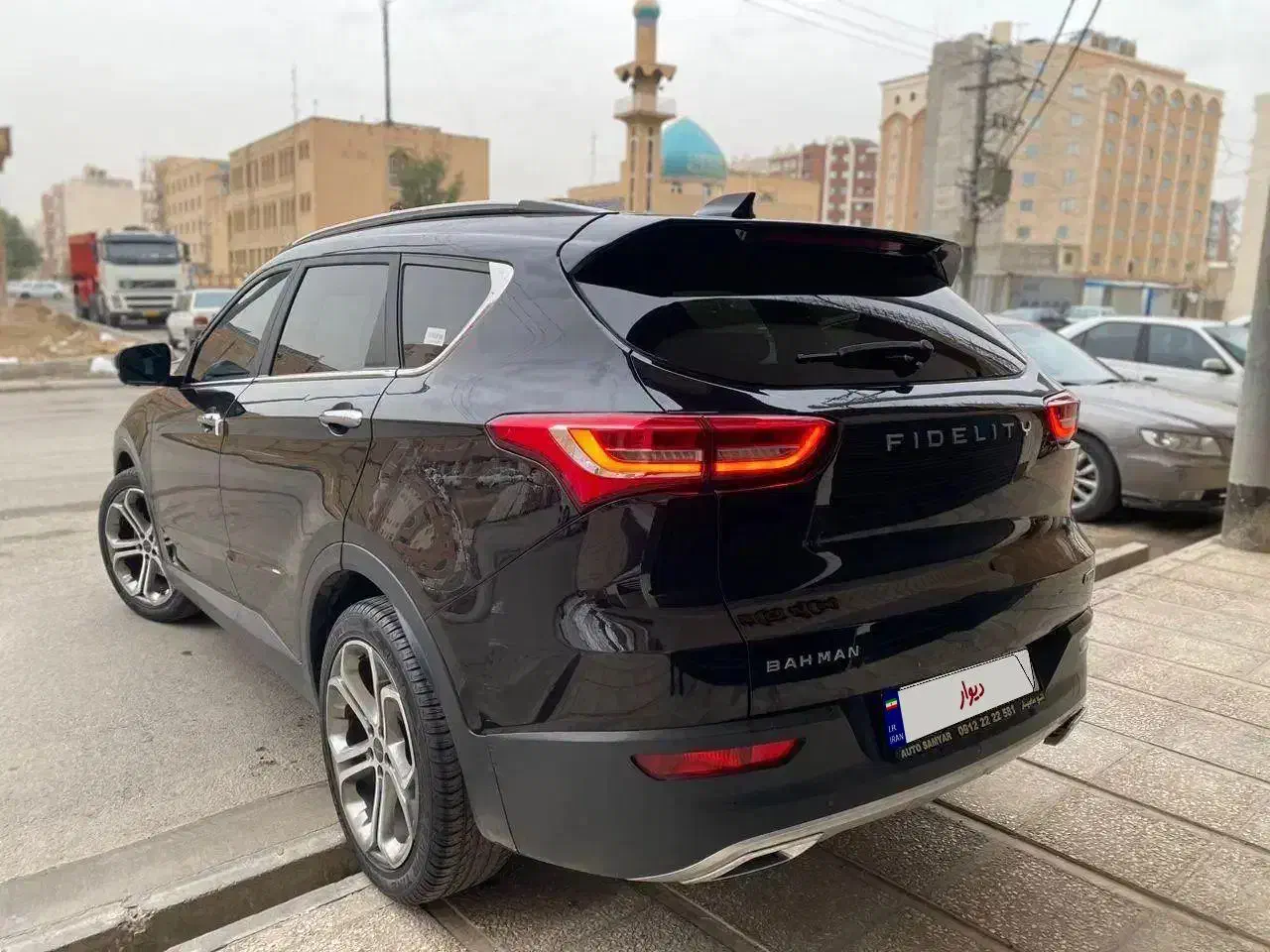 فیدلیتی 1401 بی‌رنگ|خودرو سواری و وانت|قم, عمار یاسر|دیوار