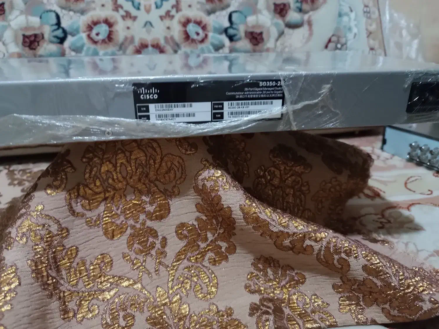 سوئیچ سیسکو 28 پورت، مناسب شبکه حرفهای|مودم و تجهیزات شبکه|صباشهر, |دیوار