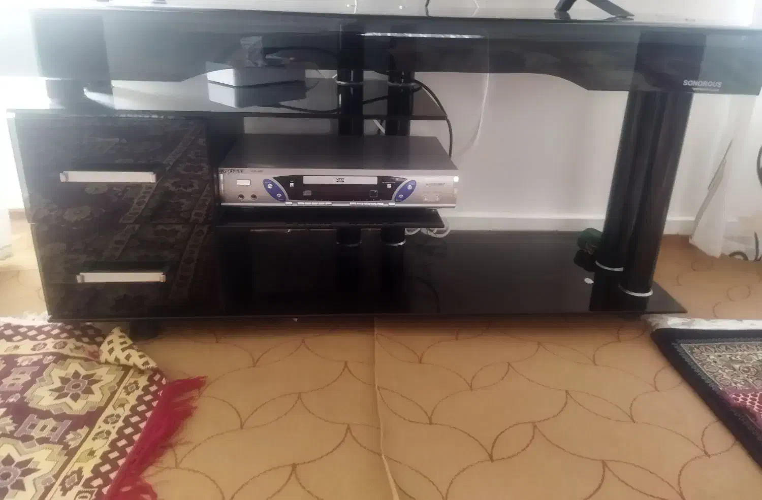 میز تلویزیون شیشه ای|میز تلویزیون|محمدشهر, محمدشهر|دیوار