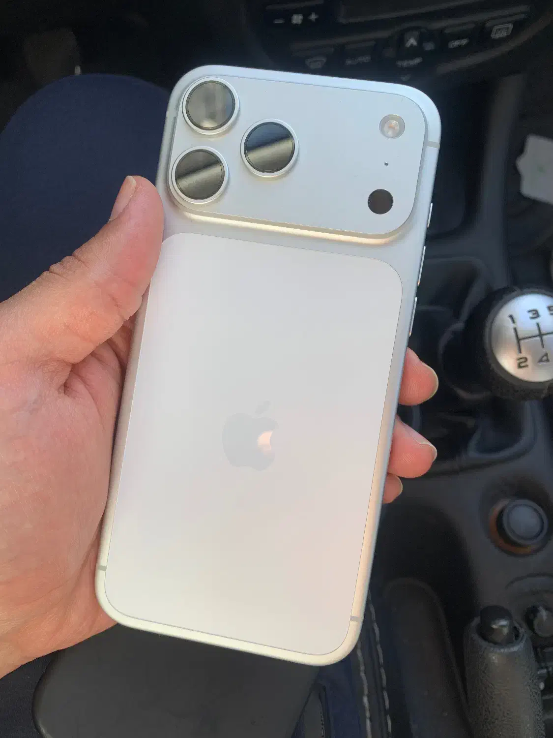 17promax|موبایل|سیرجان, |دیوار