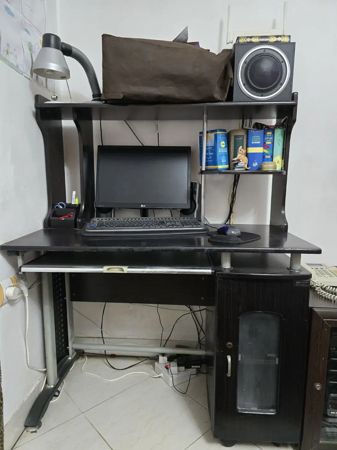 سیستم کامپیوتر ، چاپگر ، میز و صندلی و لوازم جانبی|رایانه رومیزی|رشت, منظریه|دیوار