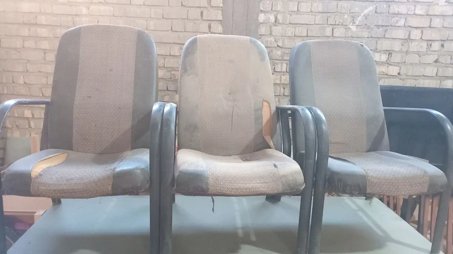 صندلی|صندلی و نیمکت|شیراز, کفترک|دیوار