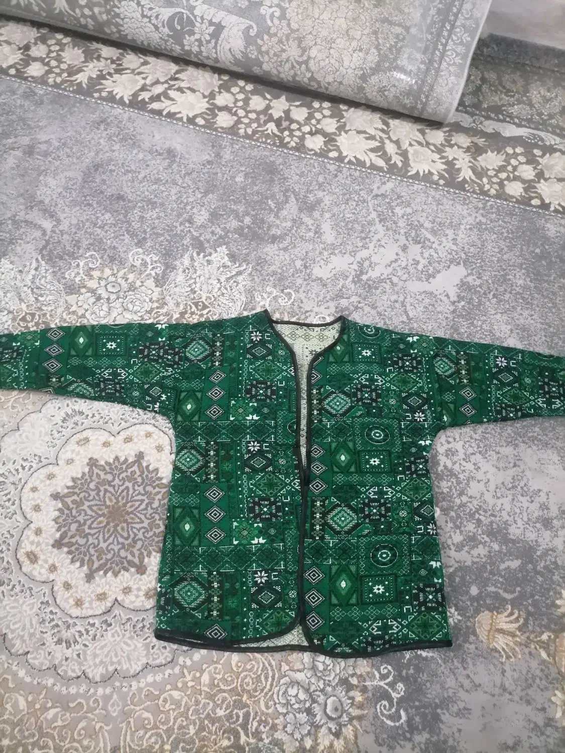لباس|لباس|خواف, |دیوار