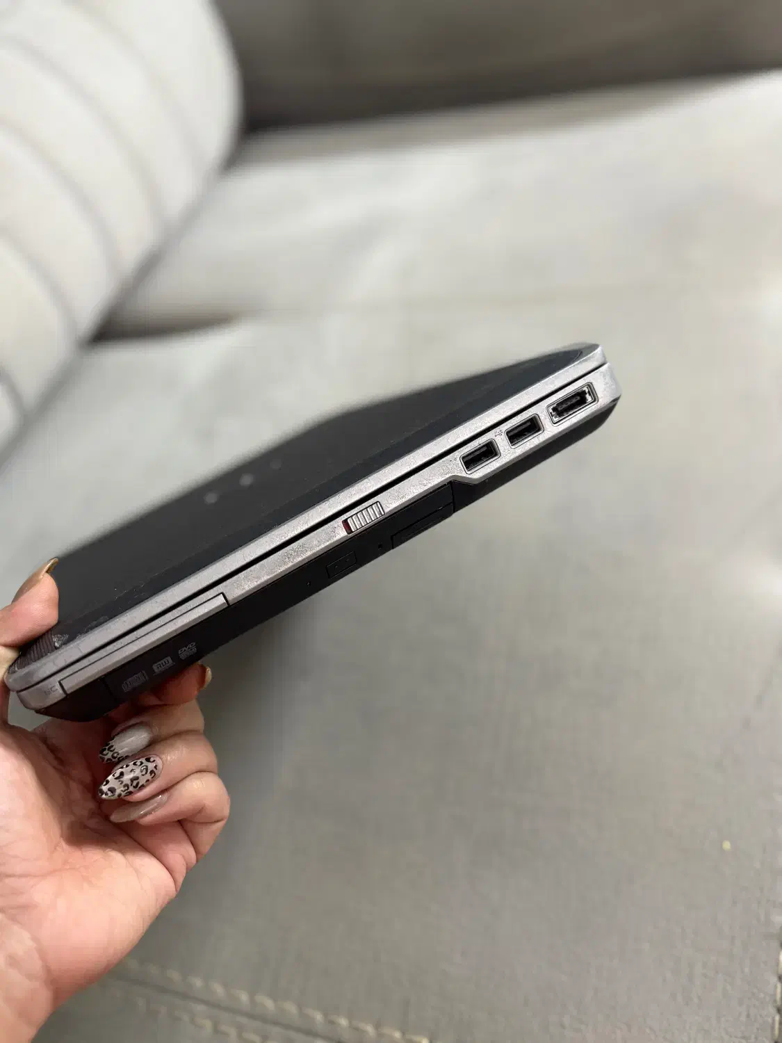 لب تاپ dellتمیز|رایانه همراه|مشهد, هفت تیر (آب و برق)|دیوار