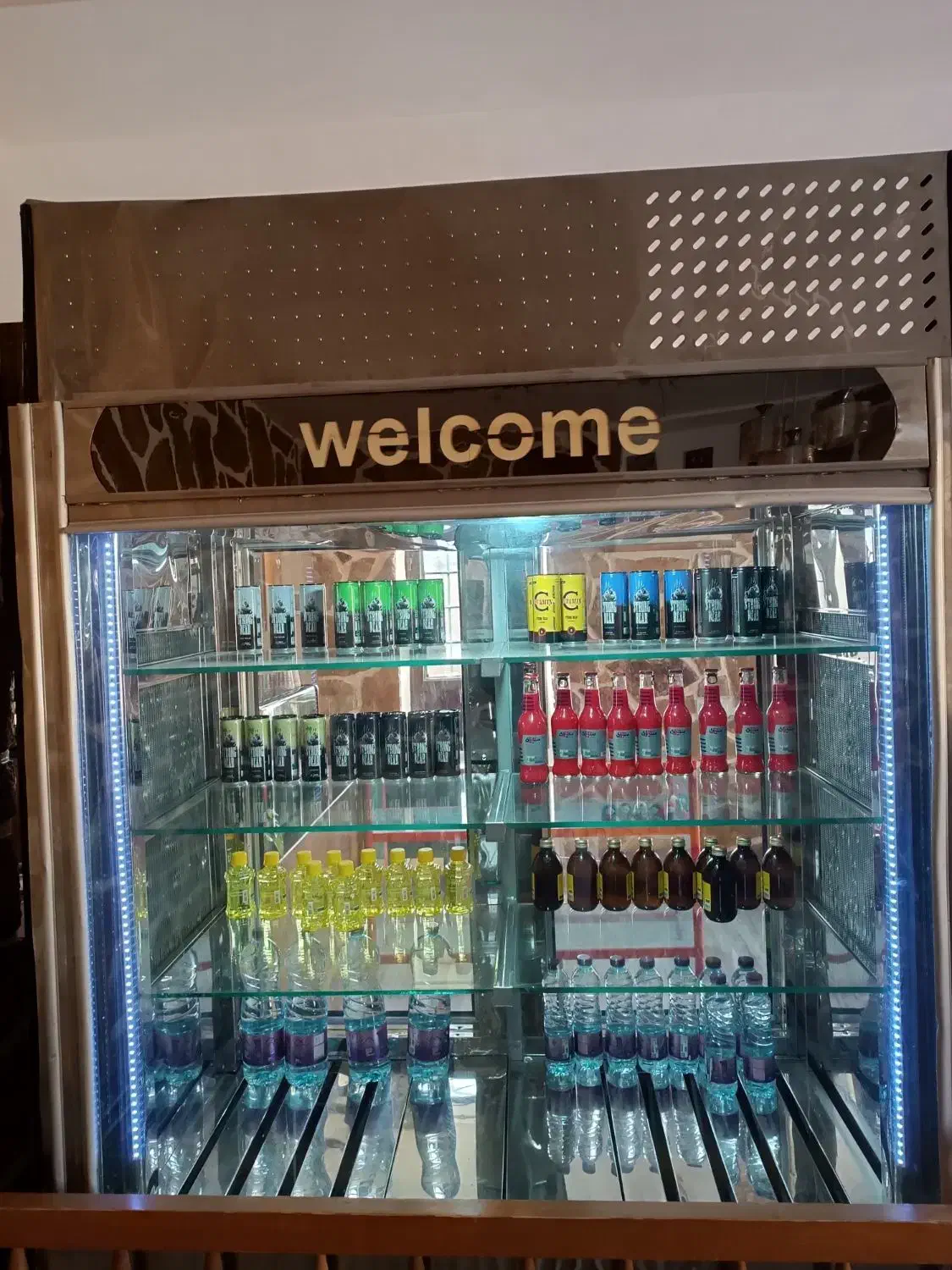 فروش وسایل یخچال پنل خورشیدی کپسول گاز صندلی|فروشگاه و مغازه|صدرا-فارس, فاز ۲|دیوار