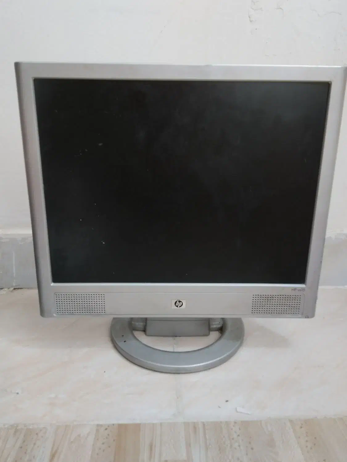 مانیتور اچ پی 15اینچ|قطعات و لوازم جانبی رایانه|اردبیل, |دیوار