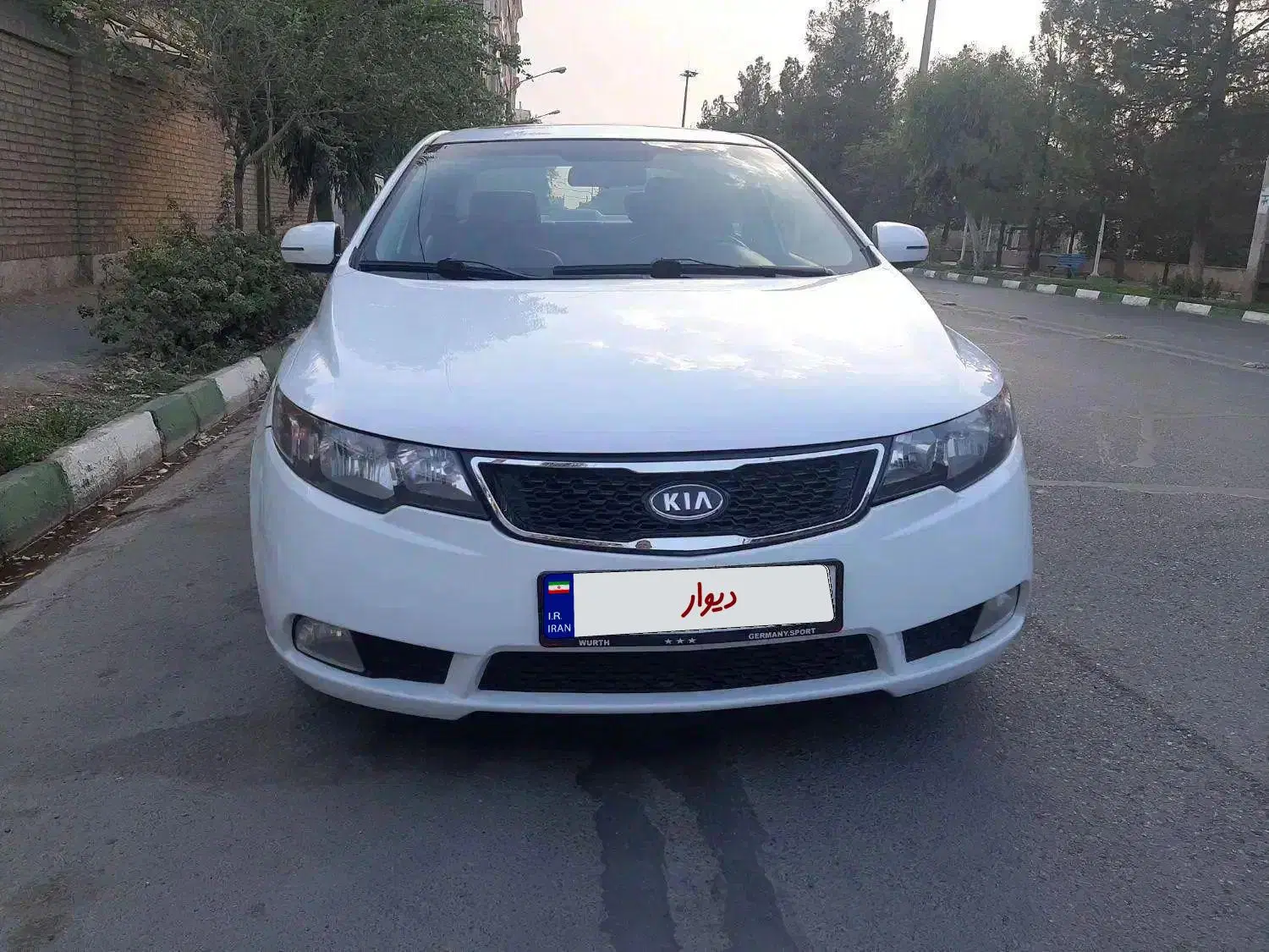 سراتو ۲۰۰۰ آپشنال مدل ۹۷ -- ۲۰۱۸|خودرو سواری و وانت|قم, باجک دو|دیوار