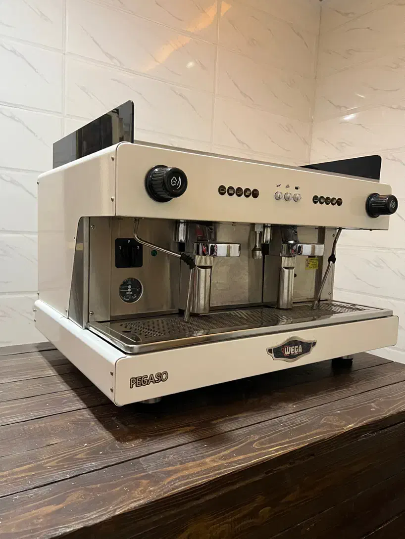 دستگاه صنعتی و اسیاب کافه|کافی‌شاپ و رستوران|شاهین‌شهر, سعدی جنوبی|دیوار