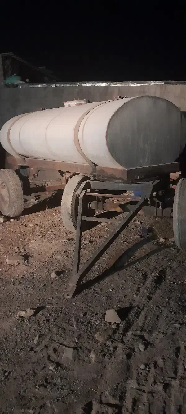 تانک اب|ماشین‌آلات صنعتی|رضویه, |دیوار