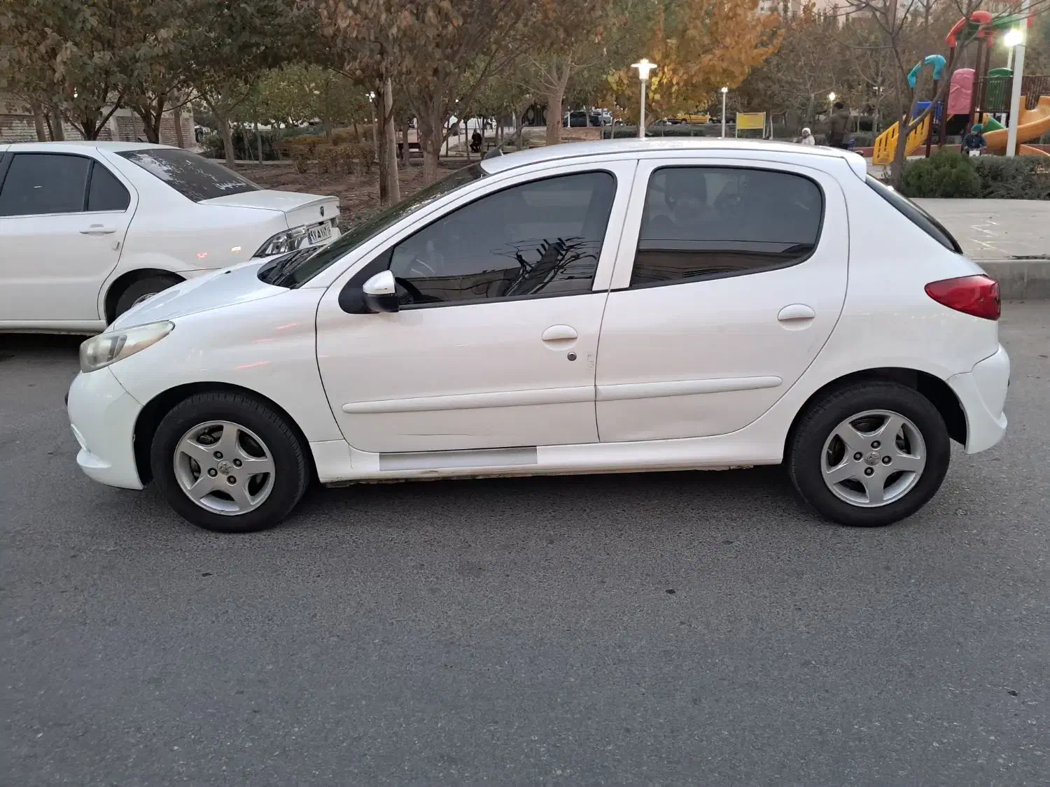 پژو207 پژو۲۰۷ خودرو پژو207 مدل1400|خودرو سواری و وانت|قم, شاه سید علی|دیوار