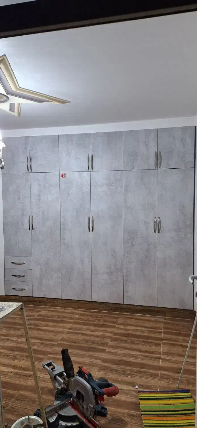 ساخت کابینت کمد دیواری تضمینی|خدمات پیشه و مهارت|اقلید, |دیوار