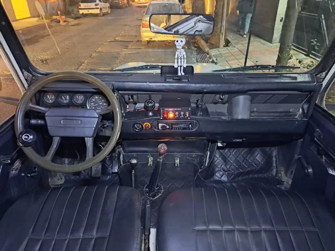 پاژن ۷۶ و ام وی ام ۸۹|خودرو سواری و وانت|پردیس, فاز ۳|دیوار