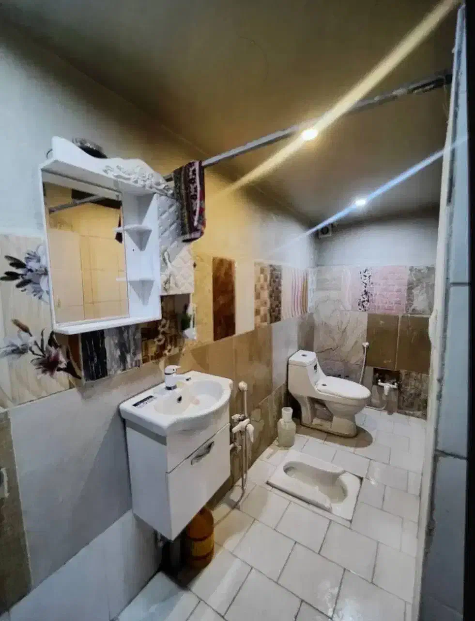 باغویلا۲۰۰مترداخل بافت کنتورکردان سهیلیه زعفرانیه|فروش خانه و ویلا|رامجین, |دیوار