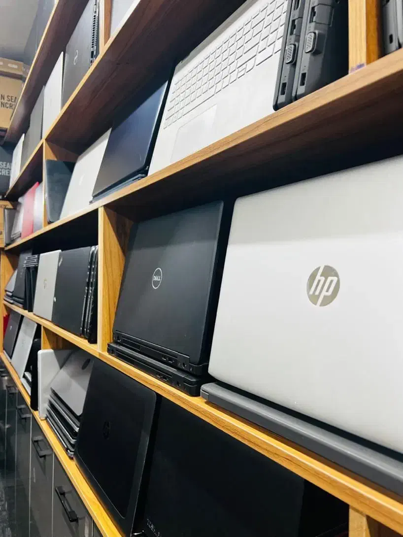 لپتاپ استوک گریدA++/گارانتی شرکت/دم قسط باسود جزئی|رایانه همراه|تهران, میرداماد|دیوار