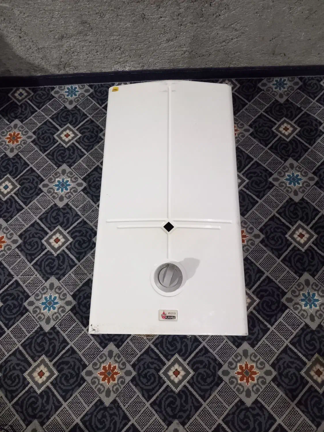 آبگرمکن دیواری جدید ۳۲۱۲ درحد نو|آبگرمکن، پکیج، شوفاژ|زابل, |دیوار