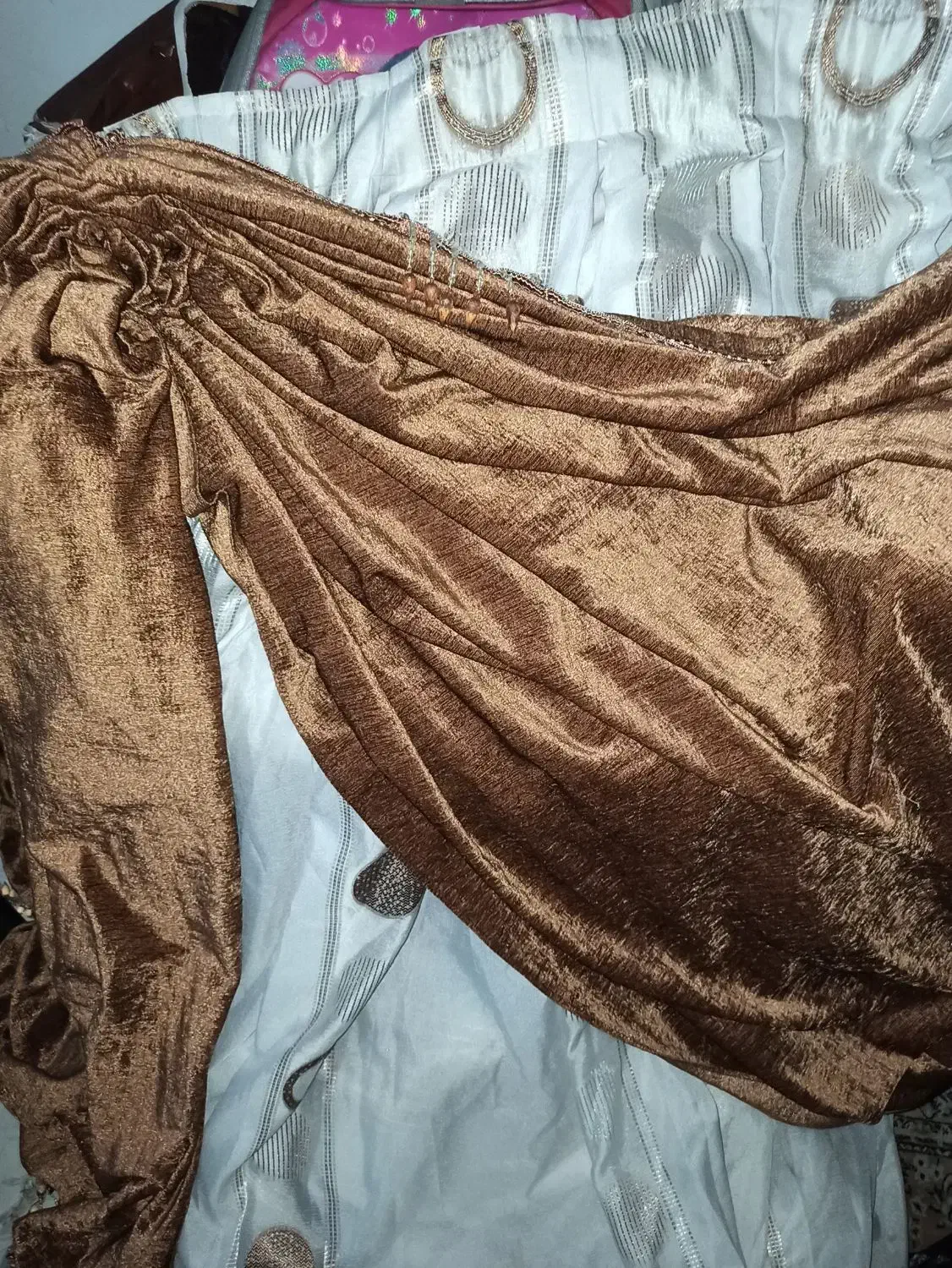 پرده و یالون ، سالم وتمییز|پرده، رانر، رومیزی|شاهین‌شهر, شهرک ردانی پور|دیوار