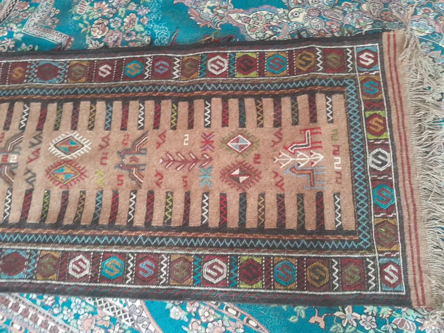 خرگه مرتب وتمیز دستباف|گلیم، جاجیم، گبه|شیروان (خراسان), |دیوار