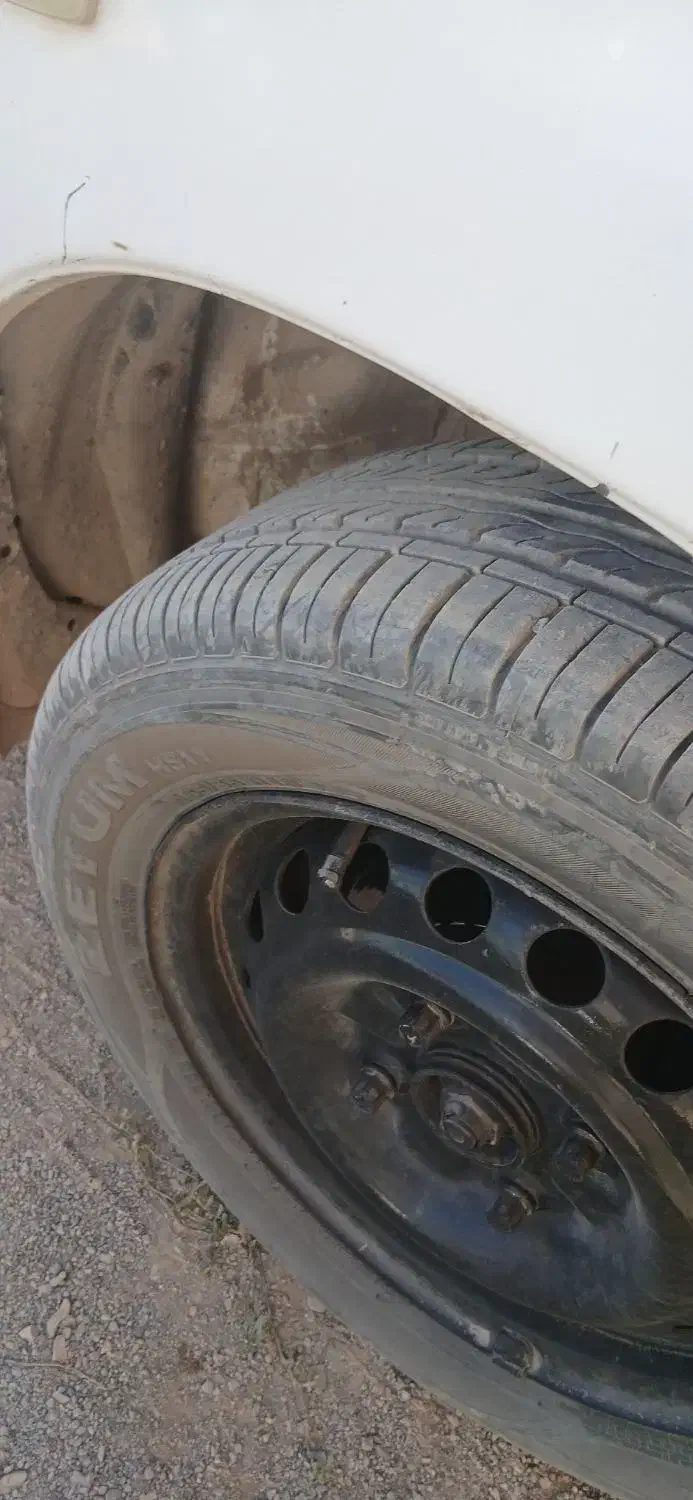 ۱۳۲مدل ۸۸رنگ سفید|خودرو سواری و وانت|قائن, |دیوار