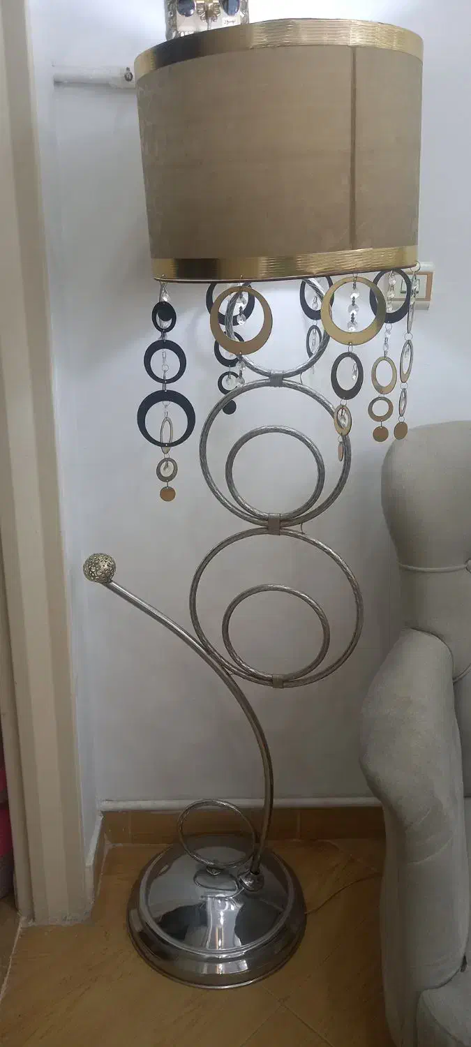 آباژور و دکوری بار|چراغ خواب و آباژور|اندیشه, اندیشه فاز ۱|دیوار