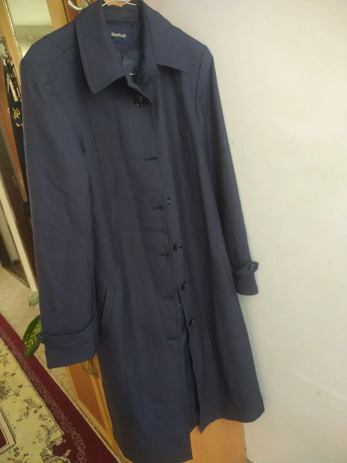 بارانی|لباس|مشگین شهر, |دیوار