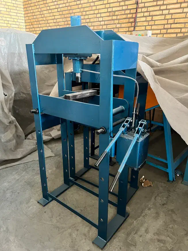 پرس هیدرولیک ۱۵ تن دستی|ماشین‌آلات صنعتی|تهران, وردآورد|دیوار