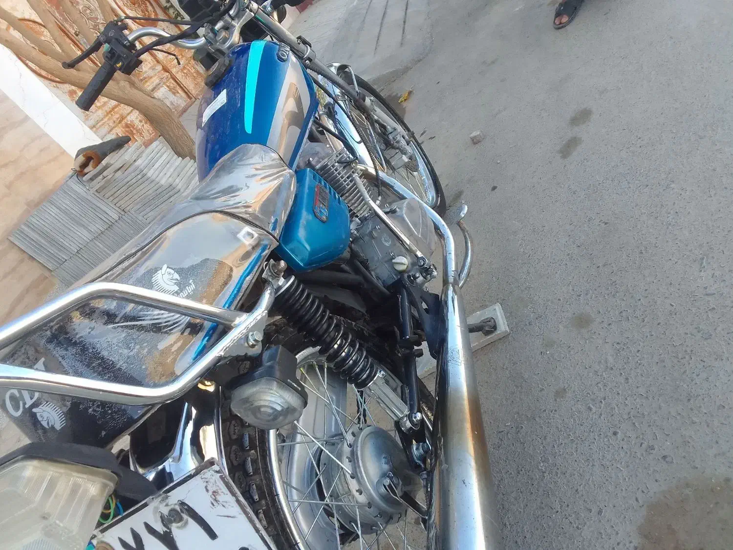 موتور ۱۵۰|موتورسیکلت|نیمبلوک, |دیوار