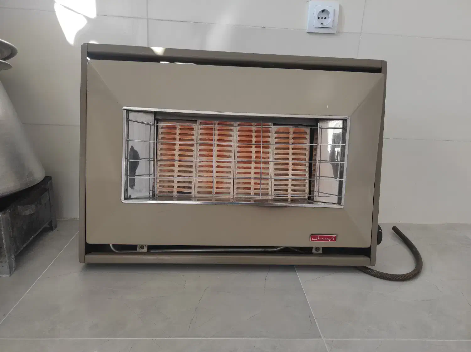 بخاری دیواری|بخاری، هیتر، شومینه|شیراز, شهرک بهار|دیوار