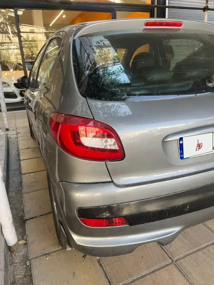 پژو ۲۰۶ تیپ ۳ مدل ۸۲|خودرو سواری و وانت|تهران, امام حسین|دیوار