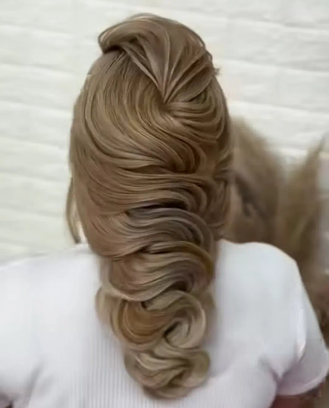 شنیون و بافت|خدمات آرایشگری و زیبایی|خوی, |دیوار