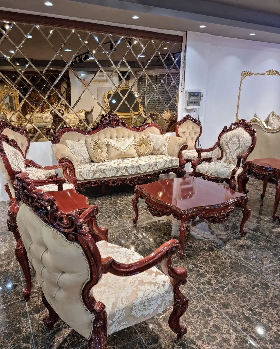 مبل چوبی منبت دار|مبلمان خانگی و میز عسلی|تهران, یافت آباد شمالی|دیوار