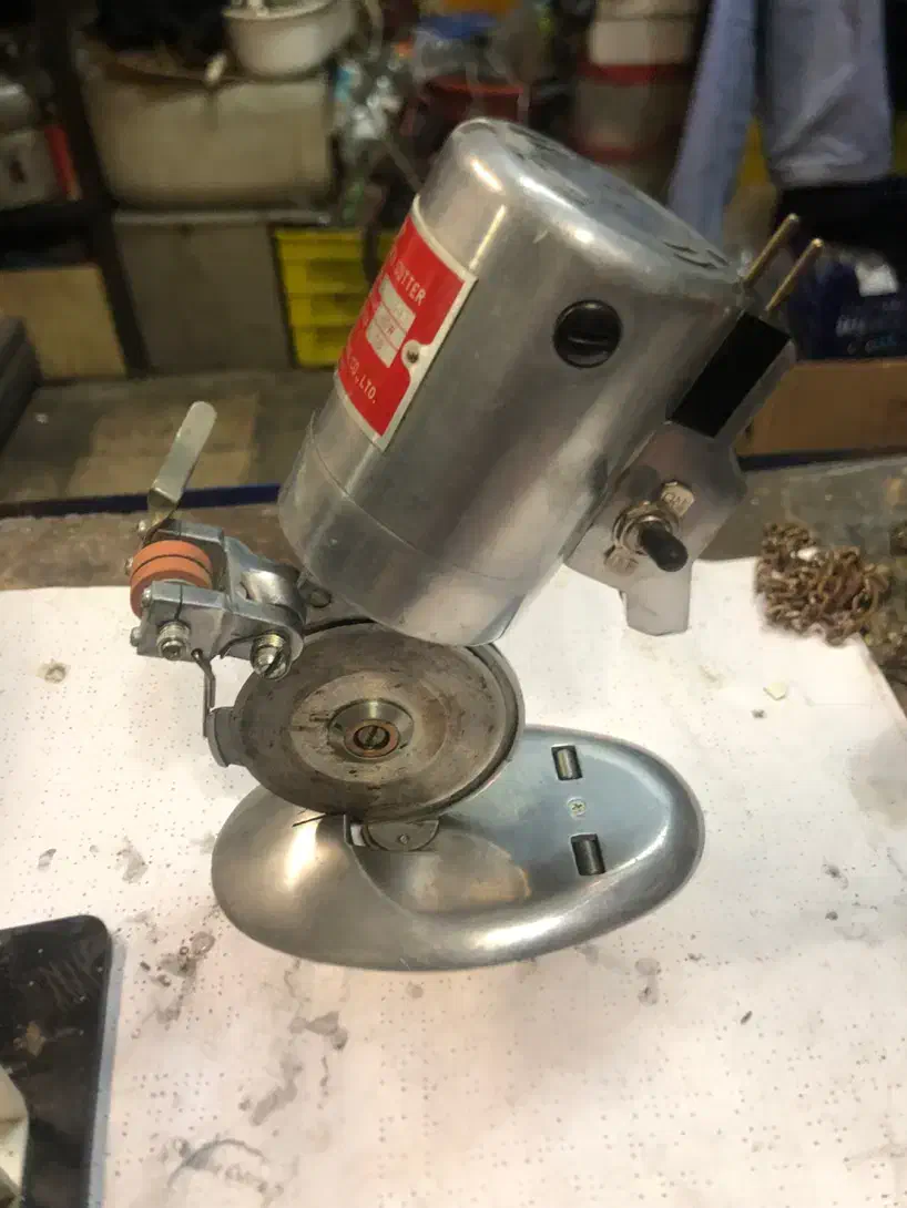 قیچی برقی|لوازم خیاطی و بافتنی|تهران, پارک شهر|دیوار