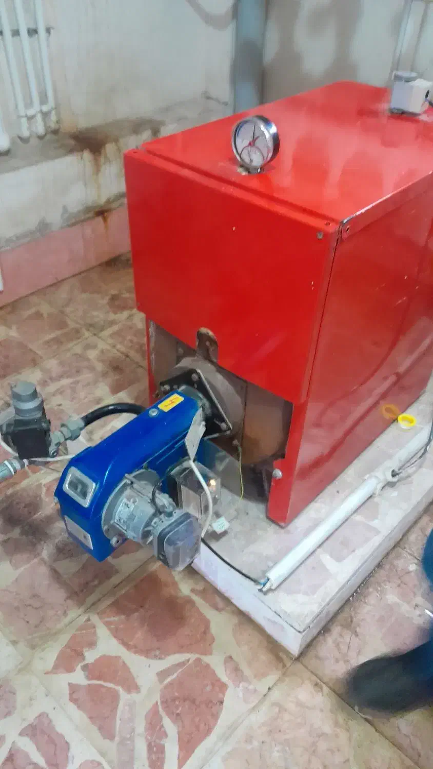 تعمیرات تخصصی انواع مشعل گازی و گازوئیلی|خدمات پیشه و مهارت|رشت, یخسازی|دیوار