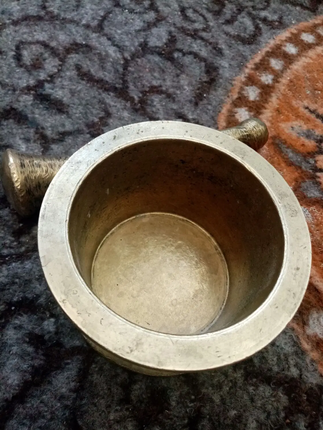 هاونگ برنز بسیار قدیمی نزدیک ۶۰ سال|ظروف پختوپز|تبریز, |دیوار