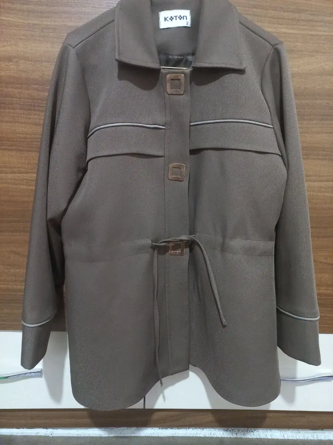 مانتو|لباس|مهریز, |دیوار