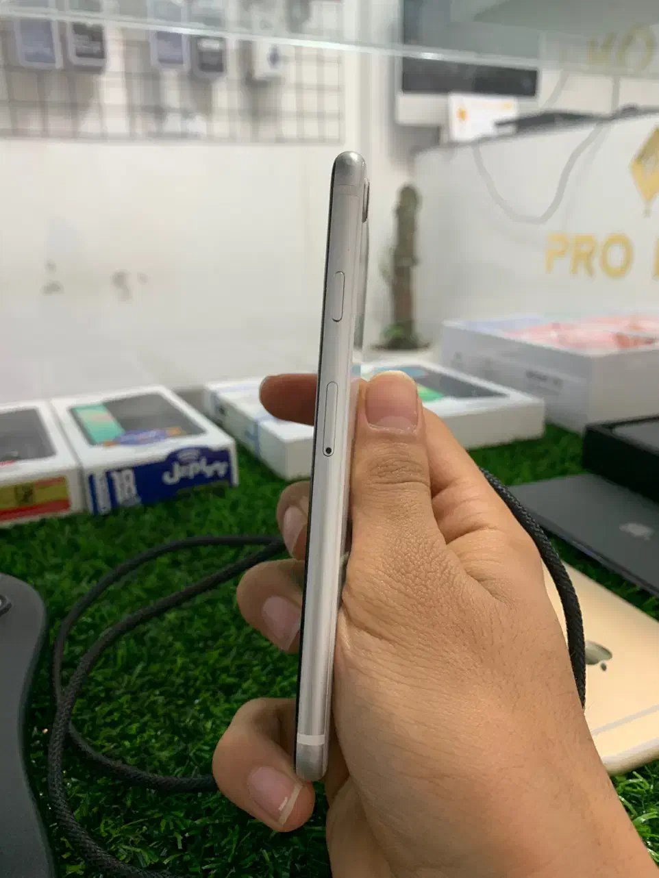 ایفون se2020|موبایل|اراک, |دیوار