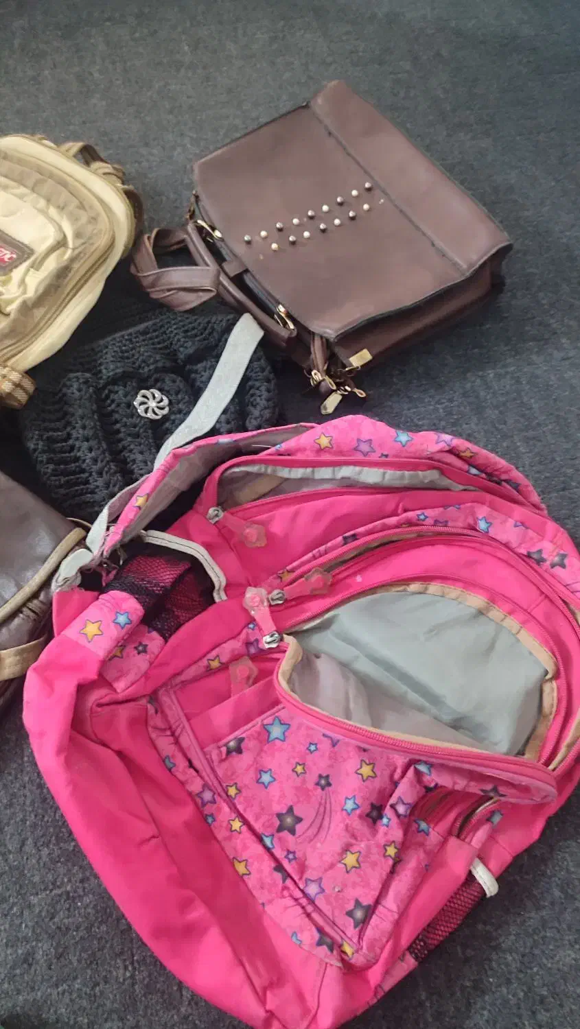 کیف مدرسه کیف دوشی کیف|کیف، کفش، کمربند|قم, شهید صیاد شیرازی|دیوار