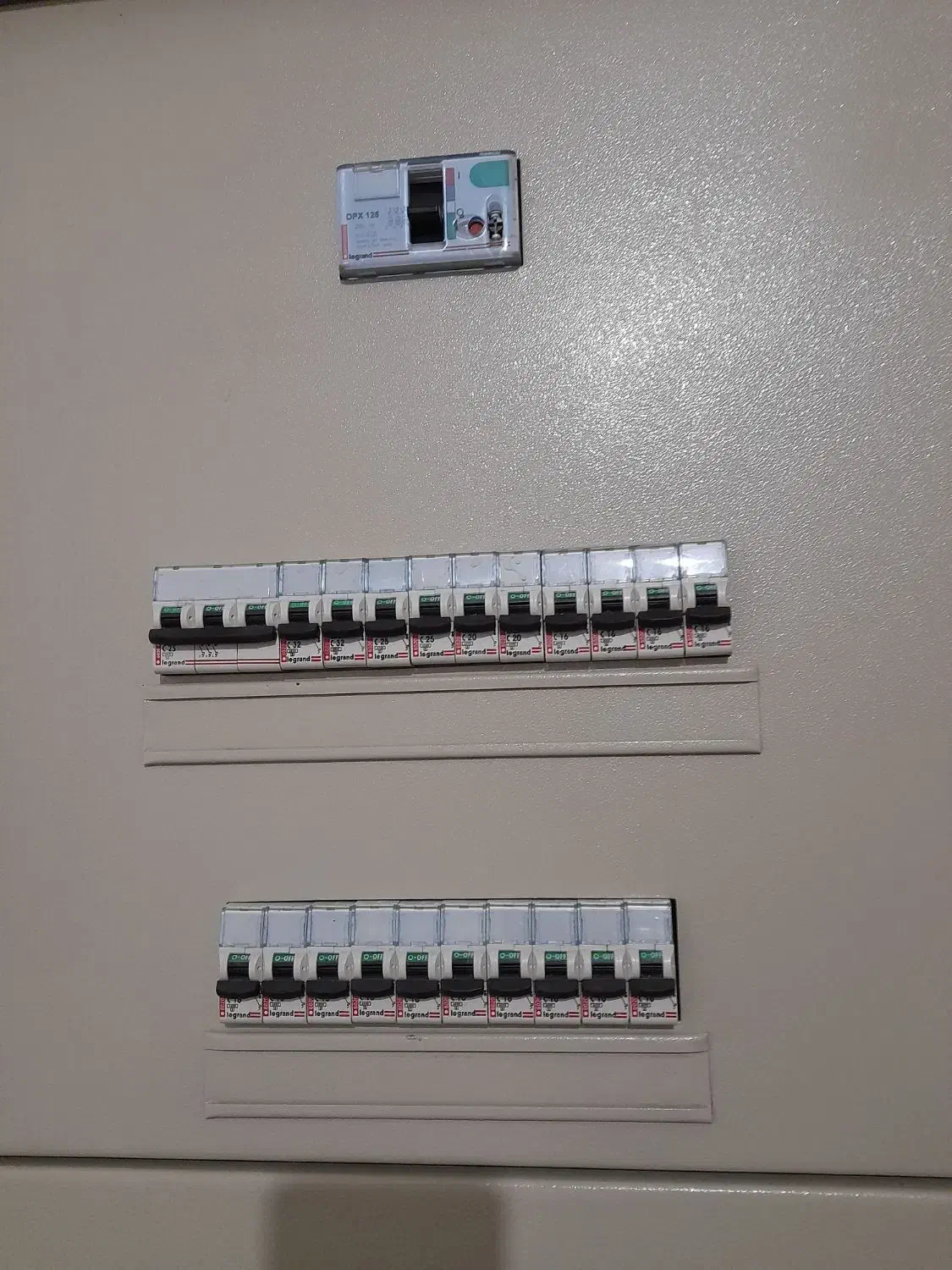 تابلو برق|مصالح و تجهیزات ساختمان|پردیس, فاز ۹|دیوار