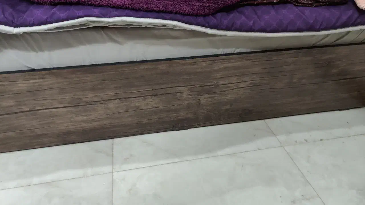 تخت خواب + تشک|تخت و سرویس خواب|شاهین‌شهر, طالقانی|دیوار