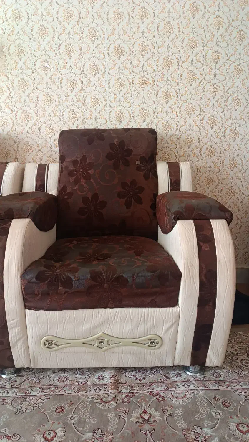 مبل هفت نفره|مبلمان خانگی و میز عسلی|نیشابور, شهرک رسولی|دیوار