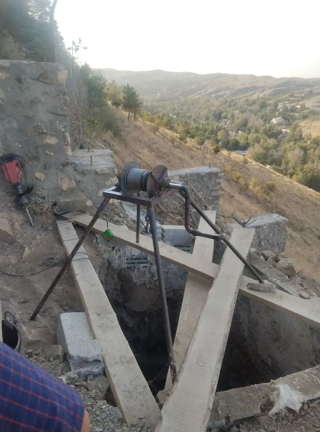 چاه کن مقنی شیار ساختمان جا پایه رد لوله|خدمات پیشه و مهارت|مشهد, طبرسی شمالی|دیوار