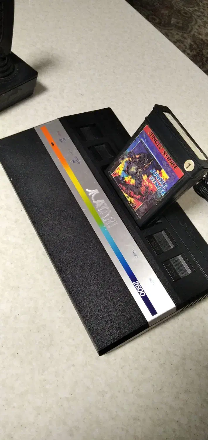 آتاری قدیمی رنگینکمانی|کنسول، بازی ویدئویی و آنلاین|مشهد, جاهد شهر|دیوار