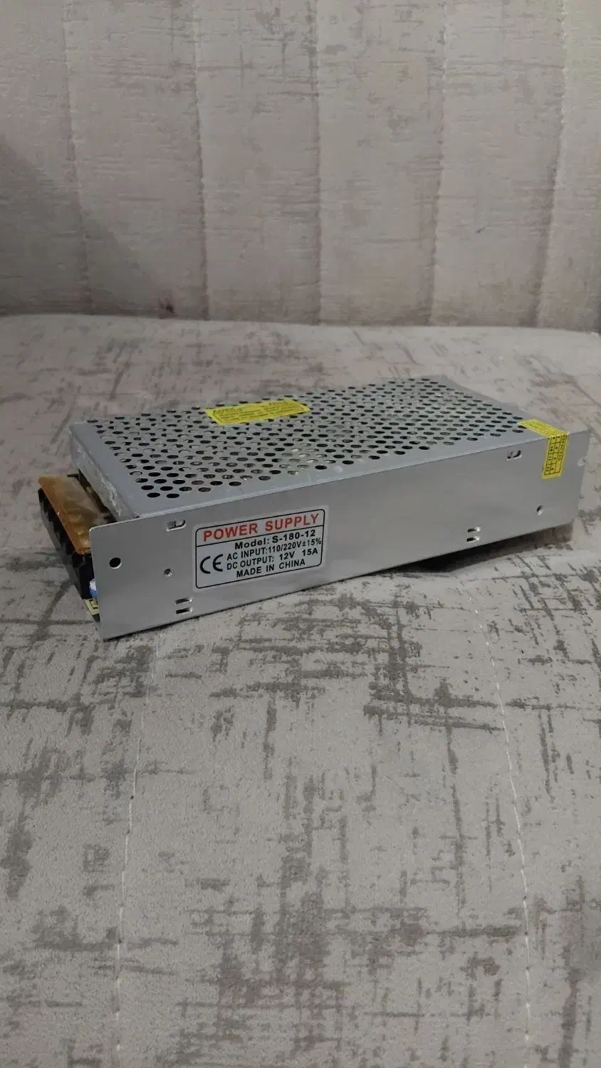 منبع تغذیه ۱۲ ولت ۱۵ آمپر|دوربین مداربسته|شیراز, کوشک میدان|دیوار