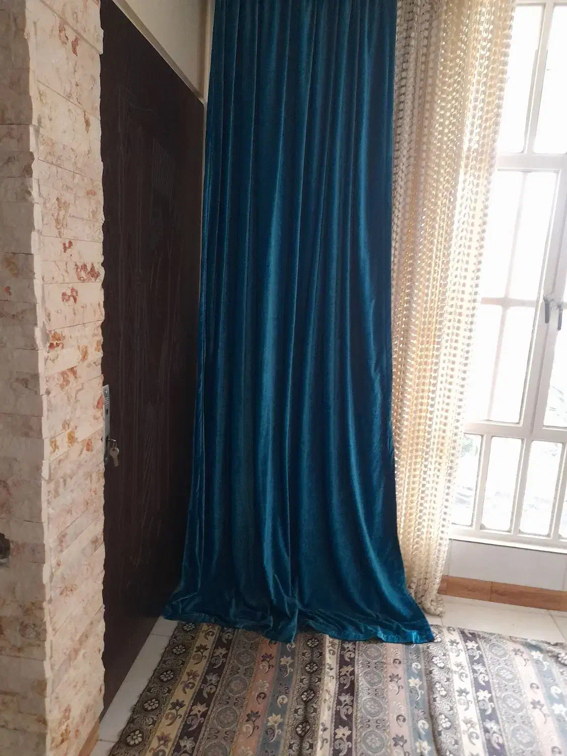 دو عدد والون آبی درحد نونو ویک عدد قرمز|پرده، رانر، رومیزی|محمدشهر, عباس آباد|دیوار