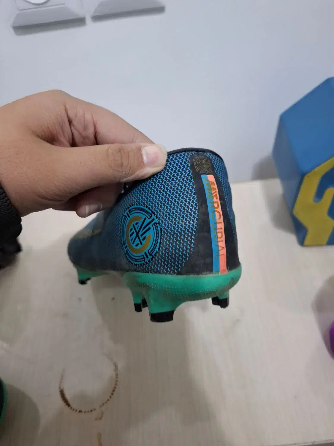 کفش چمنی درجه 1|کیف، کفش، کمربند|میاندوآب, |دیوار