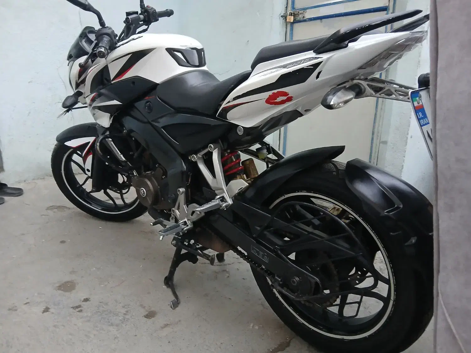 موتورسیکلت ان اس ۲۰۰|موتورسیکلت|قدس, شهرک فرزان|دیوار