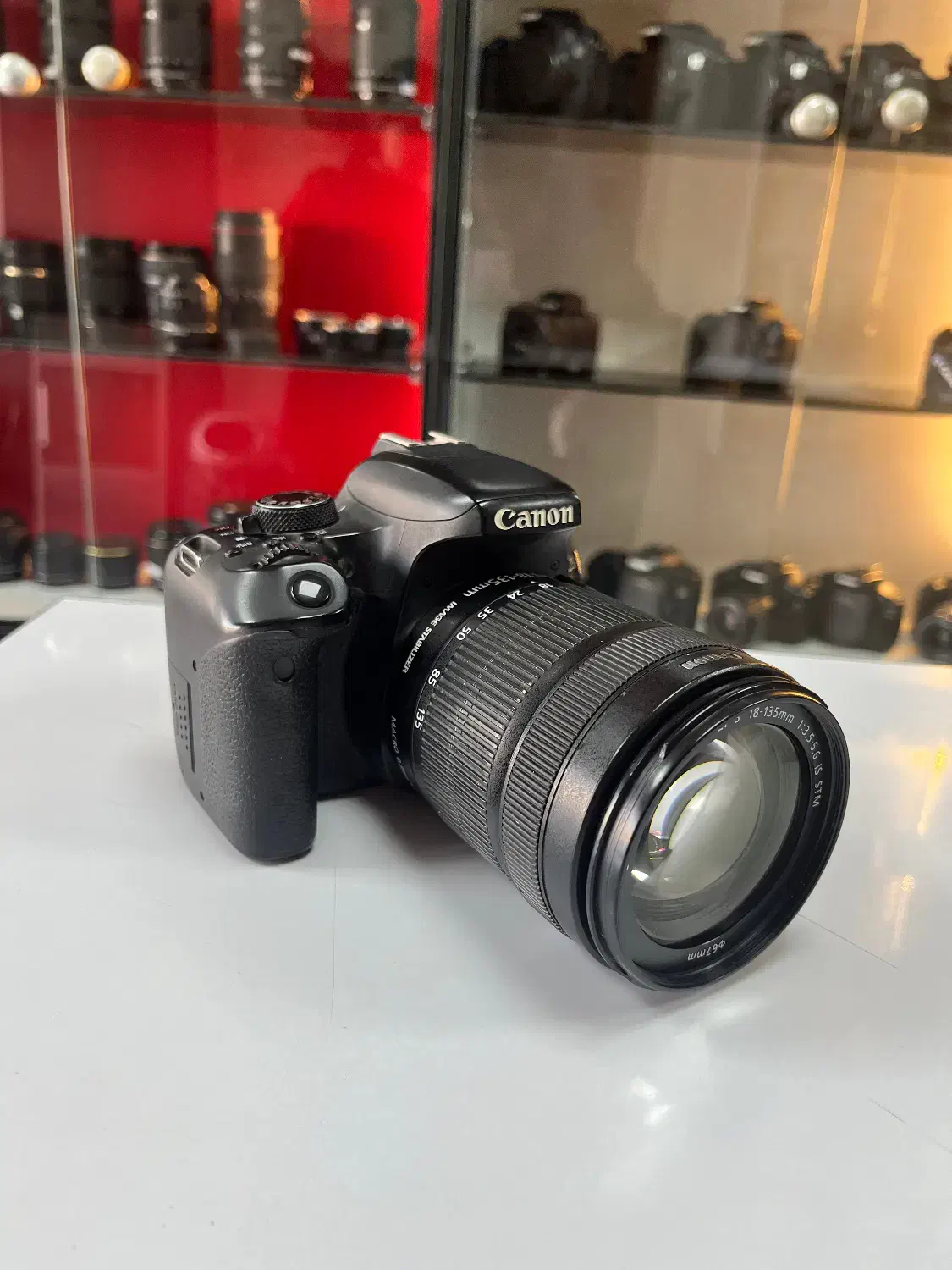 دوربین کانن 800d+18-135mm قیمت شگفت انگیز|دوربین عکاسی و فیلم‌برداری|کرج, گلشهر|دیوار