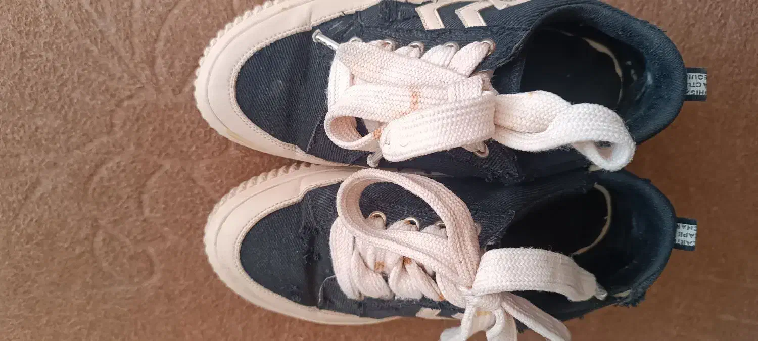 کتونی زنونه|کیف، کفش، کمربند|خمین, |دیوار