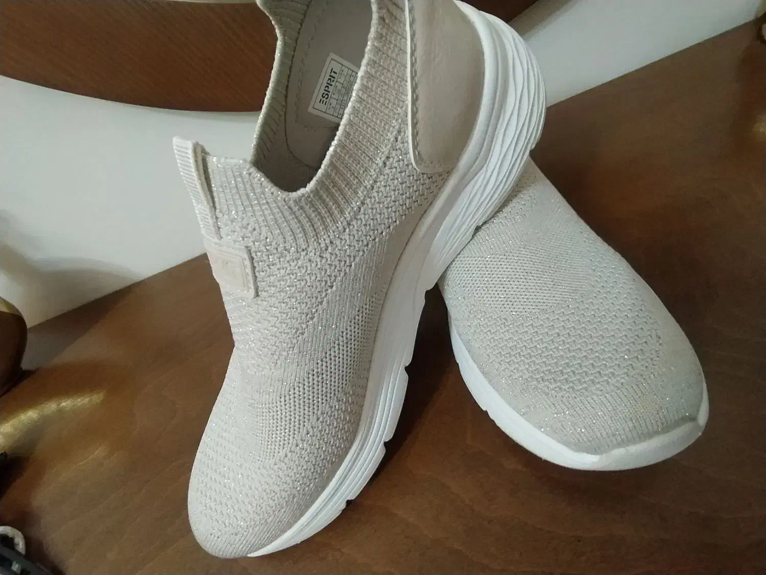 کتونی نو|کیف، کفش، کمربند|لاهیجان, رجایی|دیوار