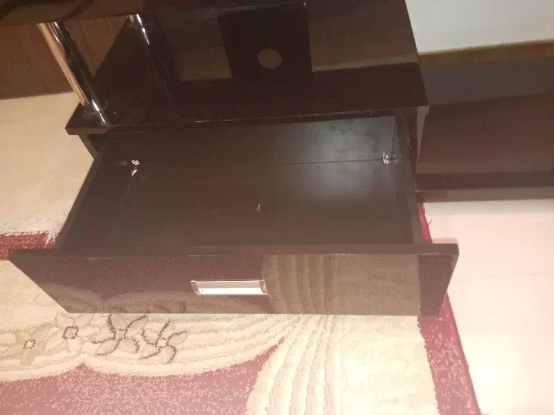 میز تلوزیون فایبر گلاس ترک|میز تلویزیون|لاهیجان, شیخ زاهد|دیوار