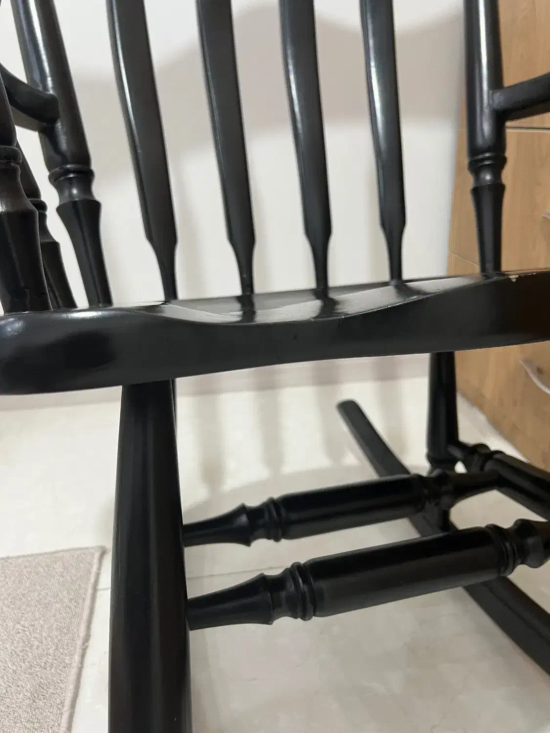 صندلی راک چوبی مشکی|صندلی و نیمکت|گنبد کاووس, |دیوار